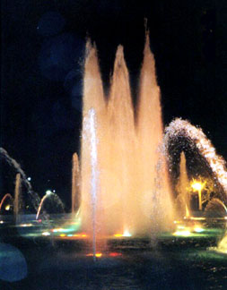 The fountain is awesome at night
